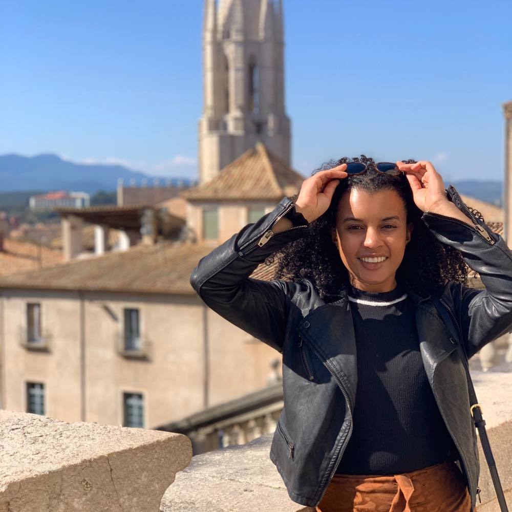 Meet your Posher, Isabella